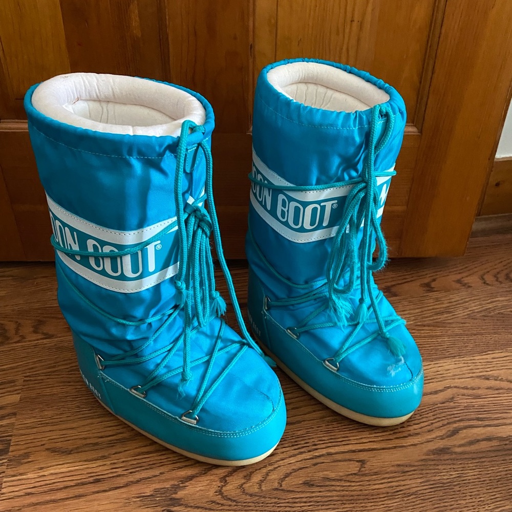 Moon boots!